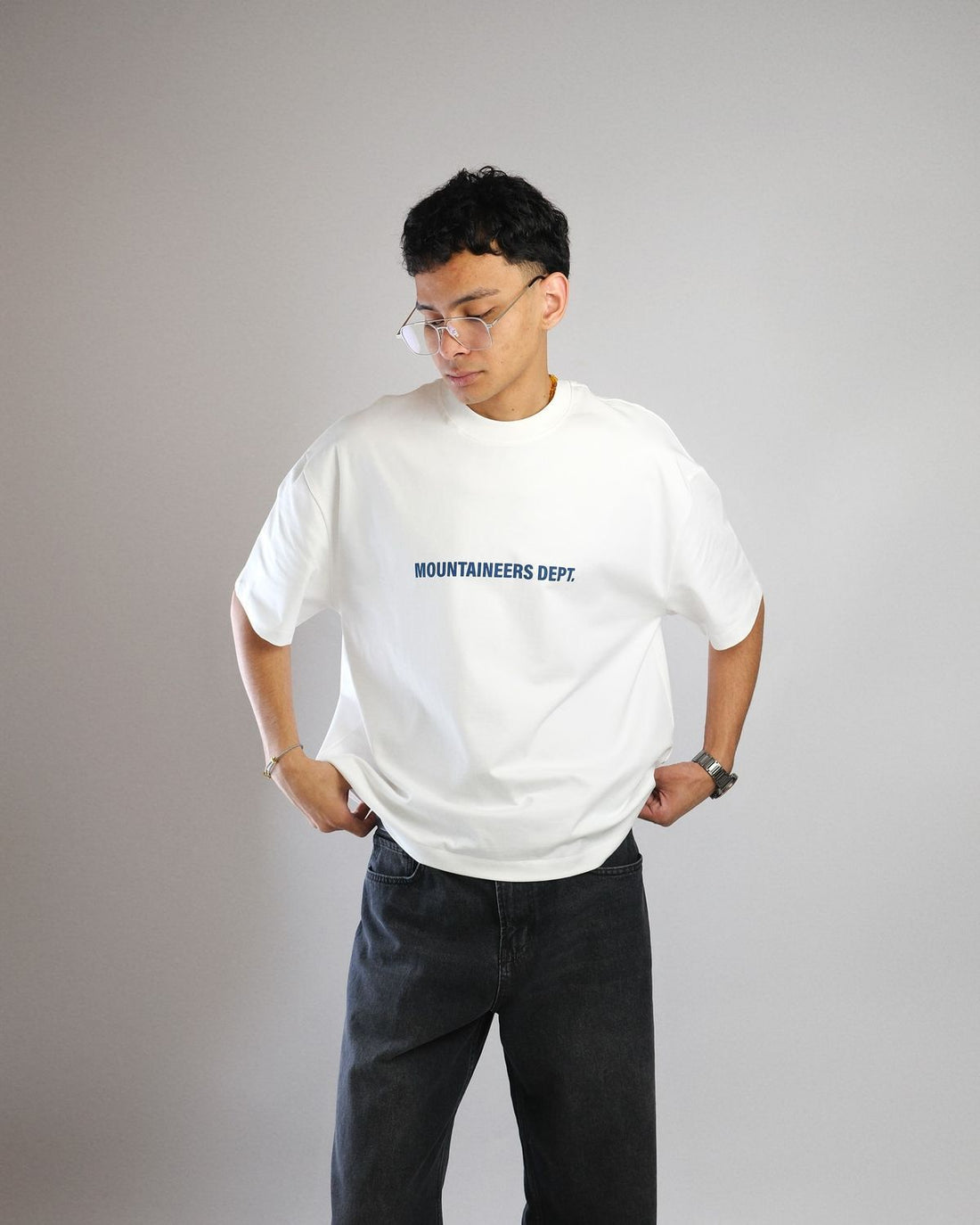 MOUNTAINEERS ADDITION PREMIUM WHITE DROP SHOULDER TSHIRT