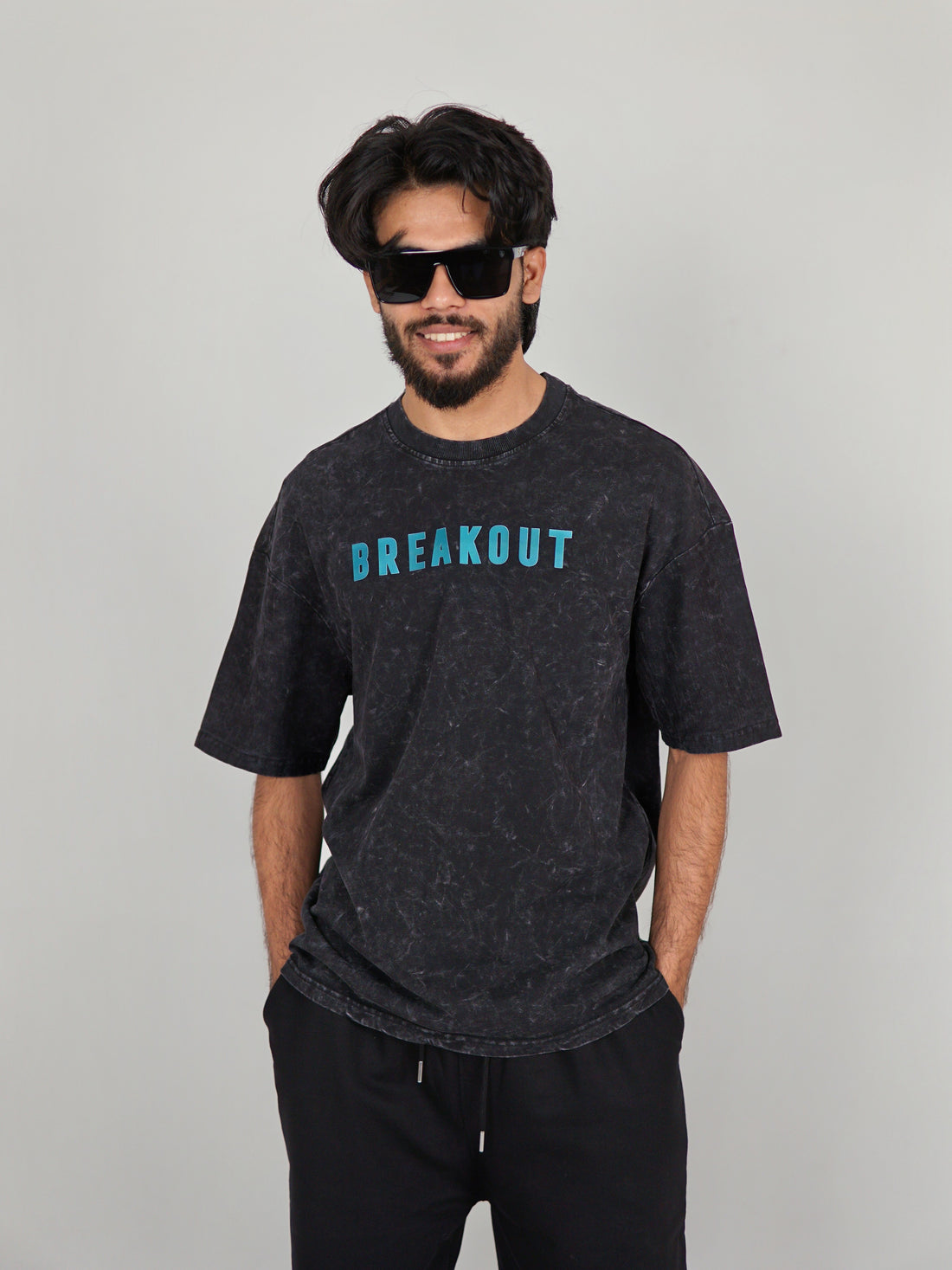 BREAKOUT ACID WASH OVERSIZED TEE